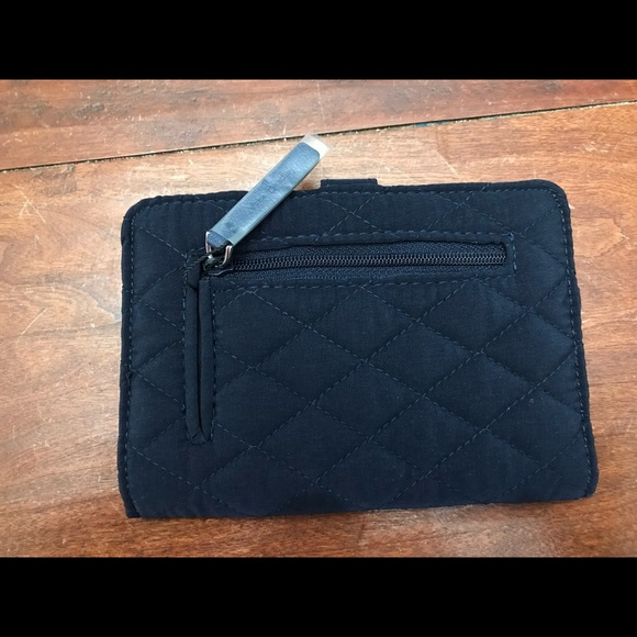 NWT VERA BRADLEY TRAVEL WALLET NAVY - Picture 2 of 6